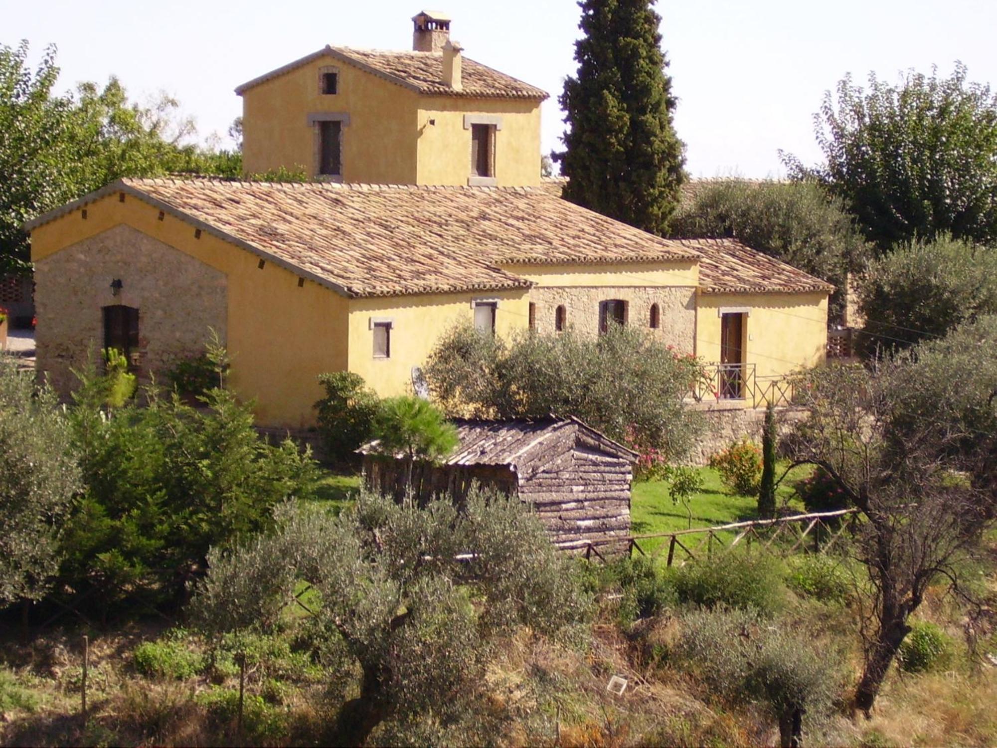 Azienda Agrituristica Biologica Il Querceto Santa Severina Eksteriør bilde