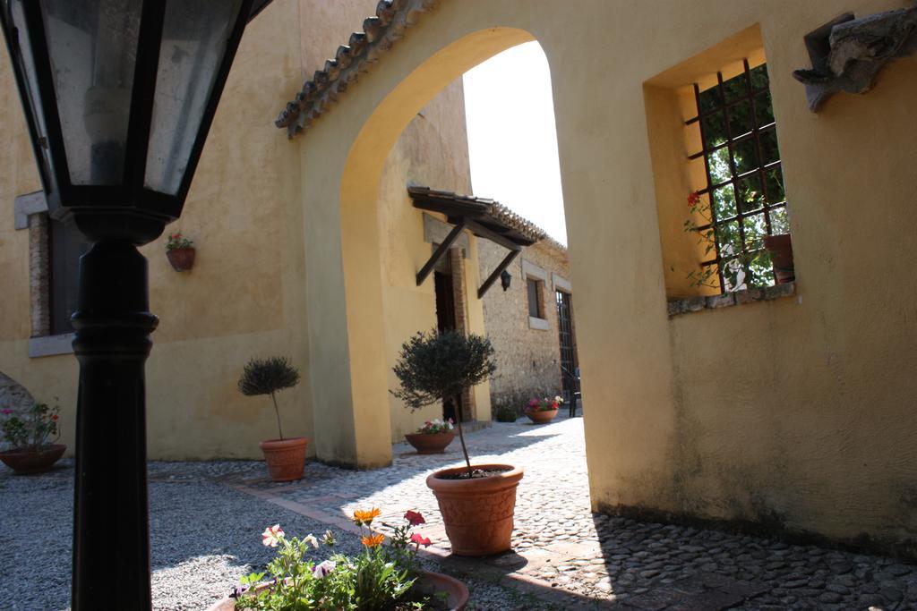 Azienda Agrituristica Biologica Il Querceto Santa Severina Eksteriør bilde