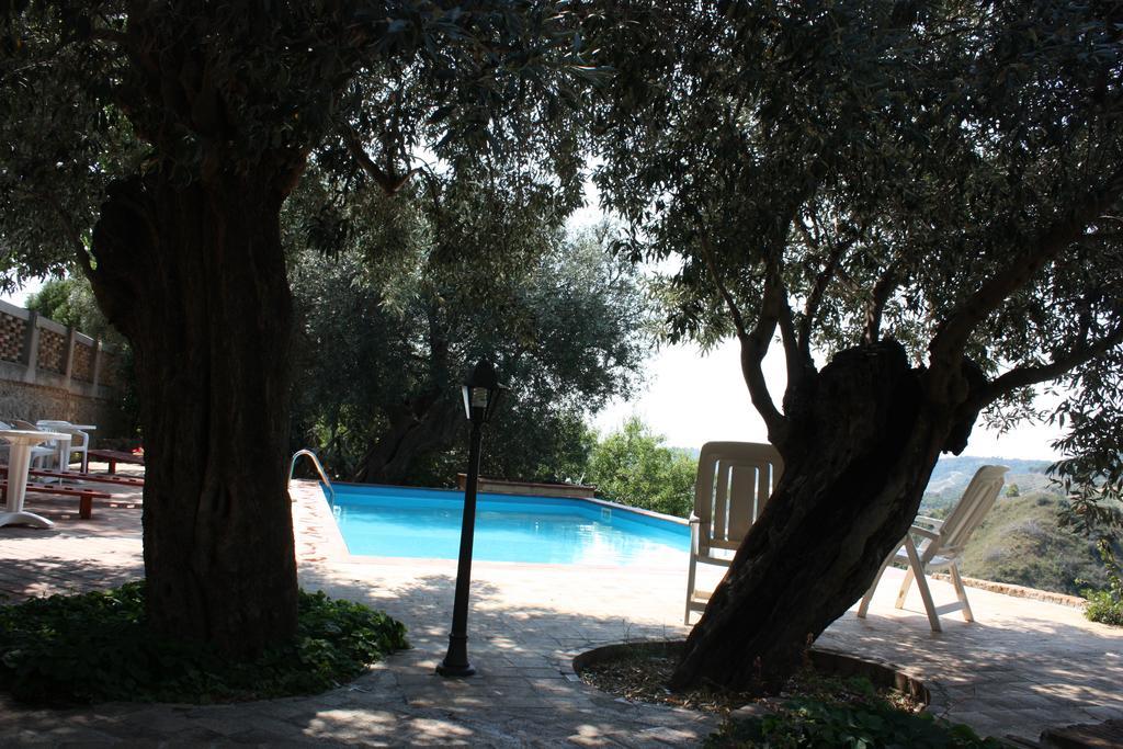 Azienda Agrituristica Biologica Il Querceto Santa Severina Eksteriør bilde