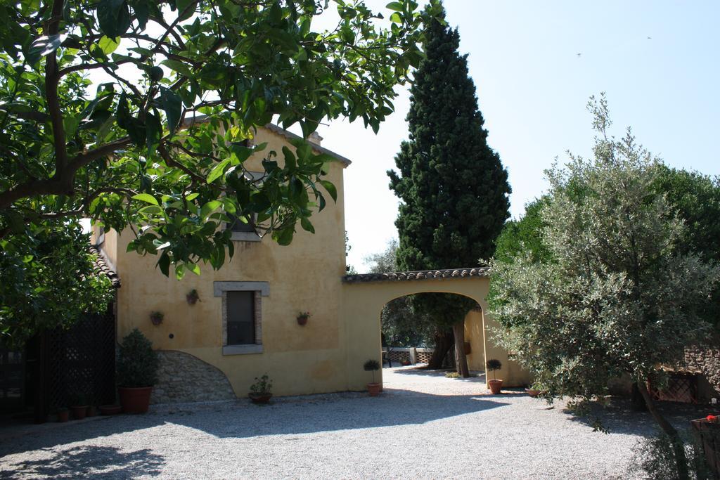 Azienda Agrituristica Biologica Il Querceto Santa Severina Eksteriør bilde
