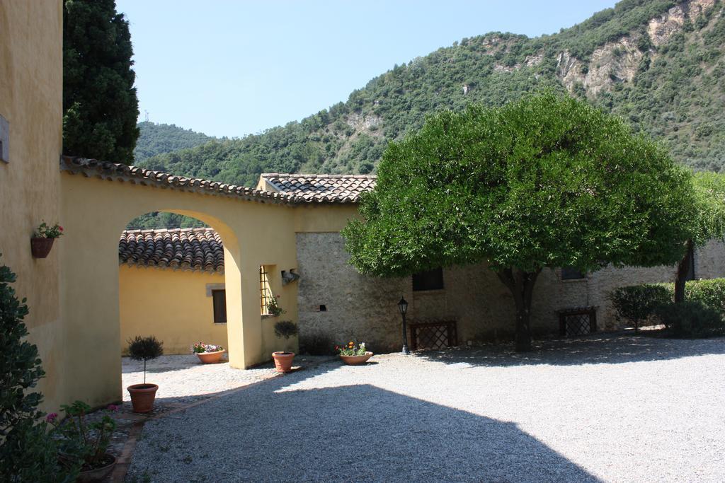 Azienda Agrituristica Biologica Il Querceto Santa Severina Eksteriør bilde